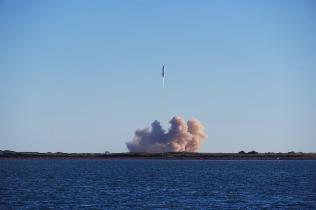 white smoke coming out from the sea